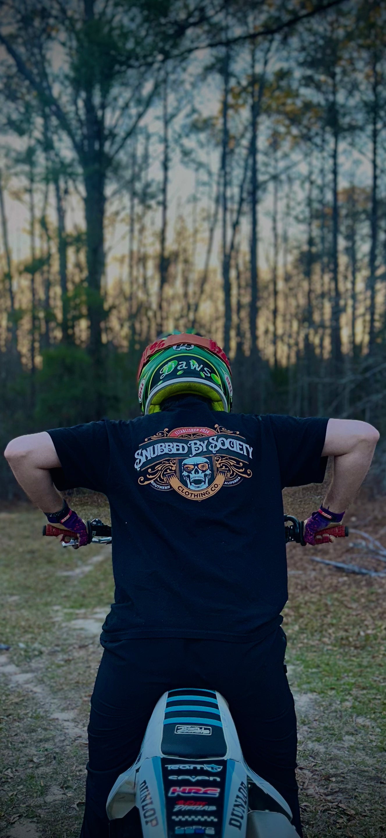 Men-s-T-Shirts Snubbed By Society